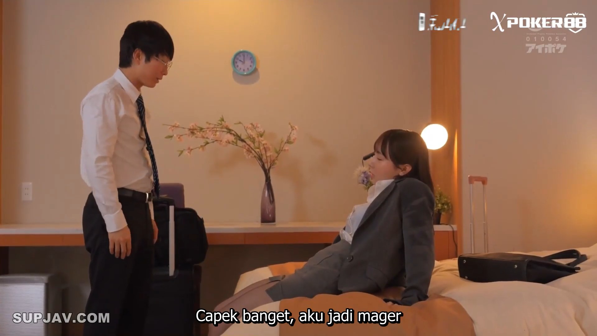 Sekamar Bareng Bos Saat Dinas Kerja